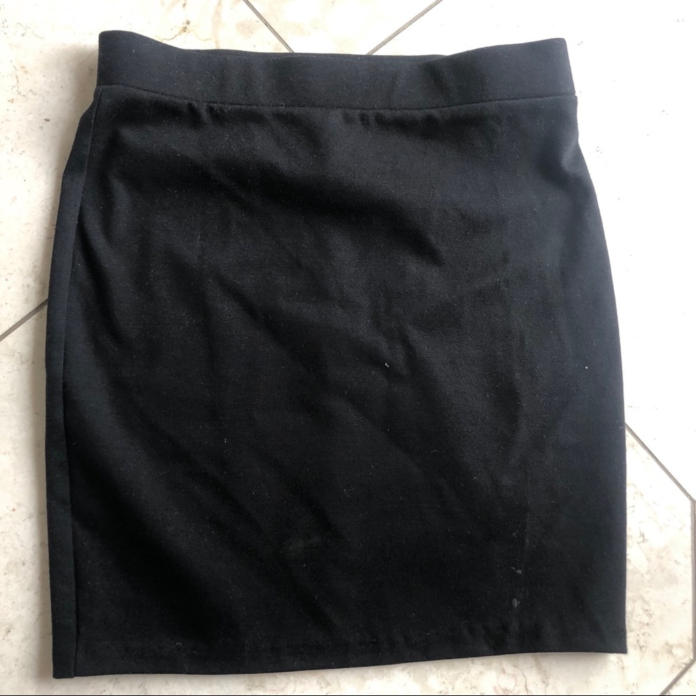 ❣️ Black Aqua Skirt, S